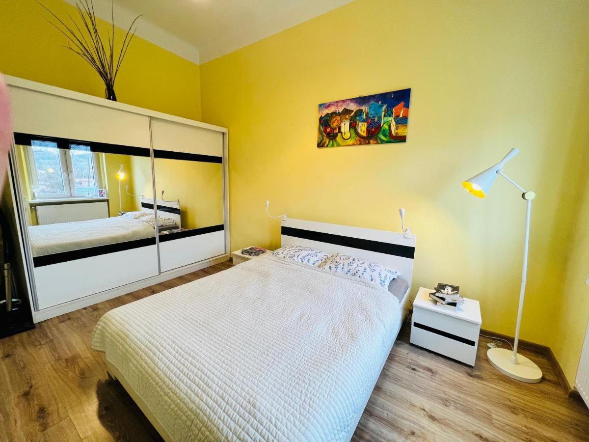 Wolnosci 21 Jelenia Gora Apartment ภายนอก รูปภาพ