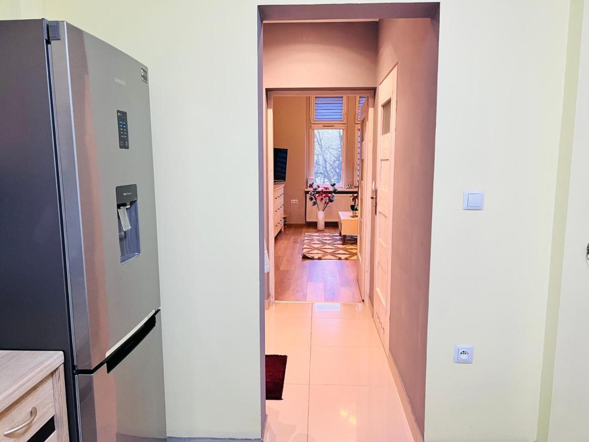 Wolnosci 21 Jelenia Gora Apartment ภายนอก รูปภาพ