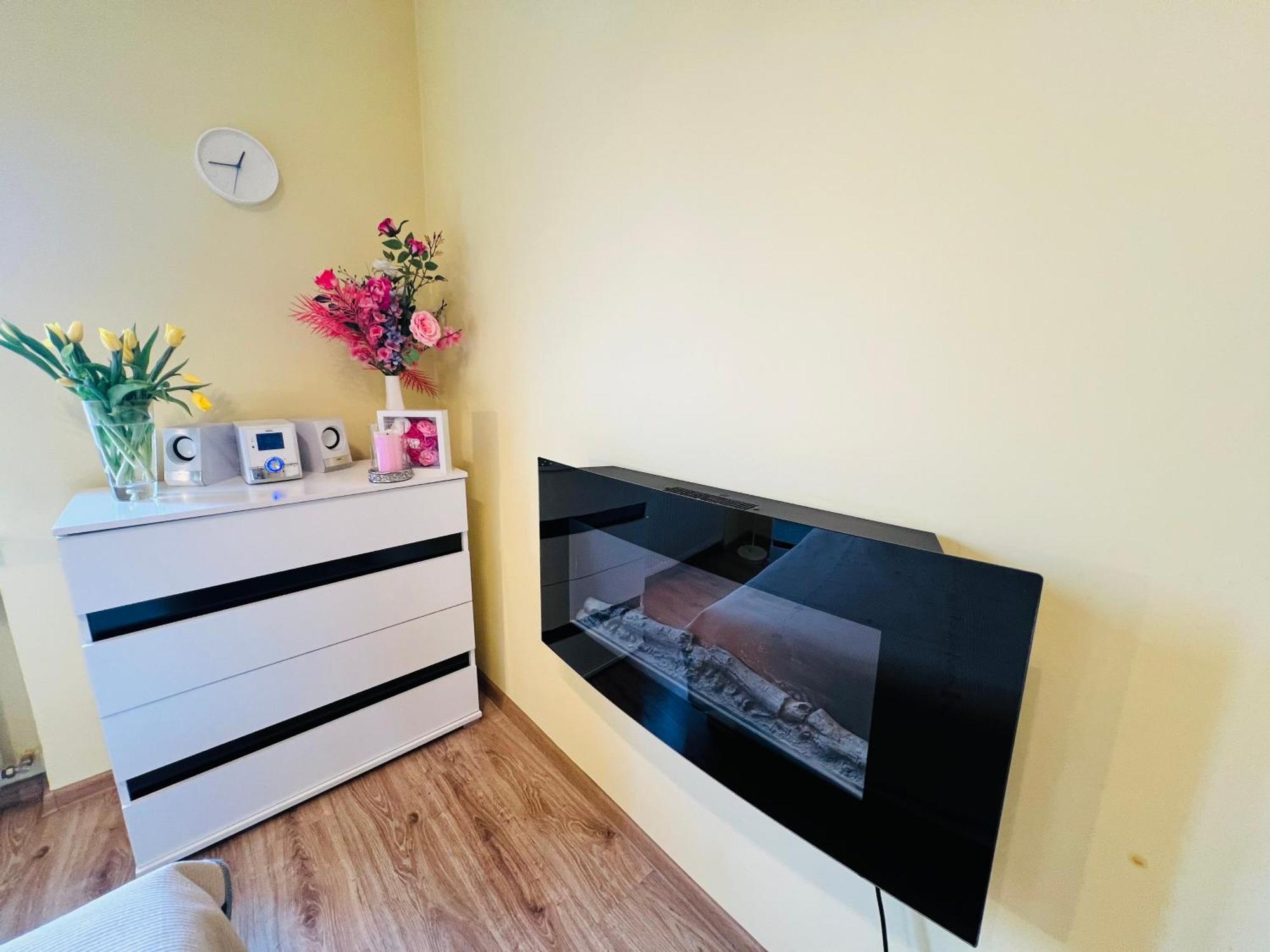 Wolnosci 21 Jelenia Gora Apartment ภายนอก รูปภาพ