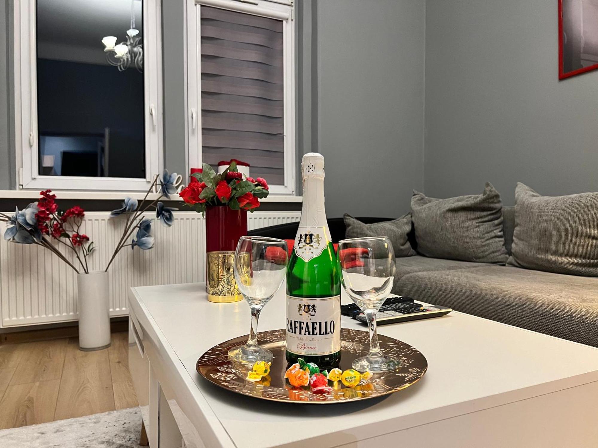 Wolnosci 21 Jelenia Gora Apartment ภายนอก รูปภาพ