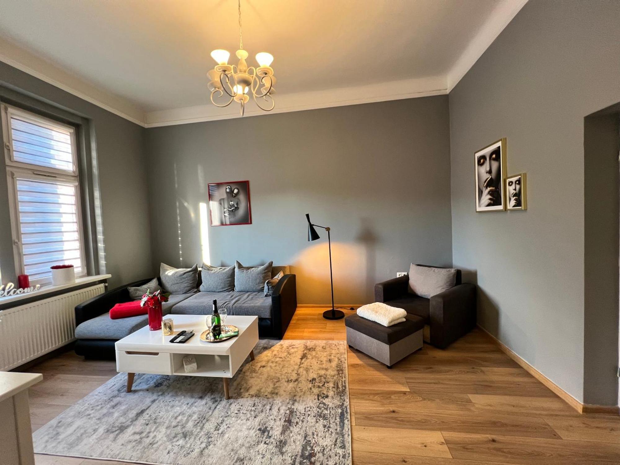 Wolnosci 21 Jelenia Gora Apartment ภายนอก รูปภาพ
