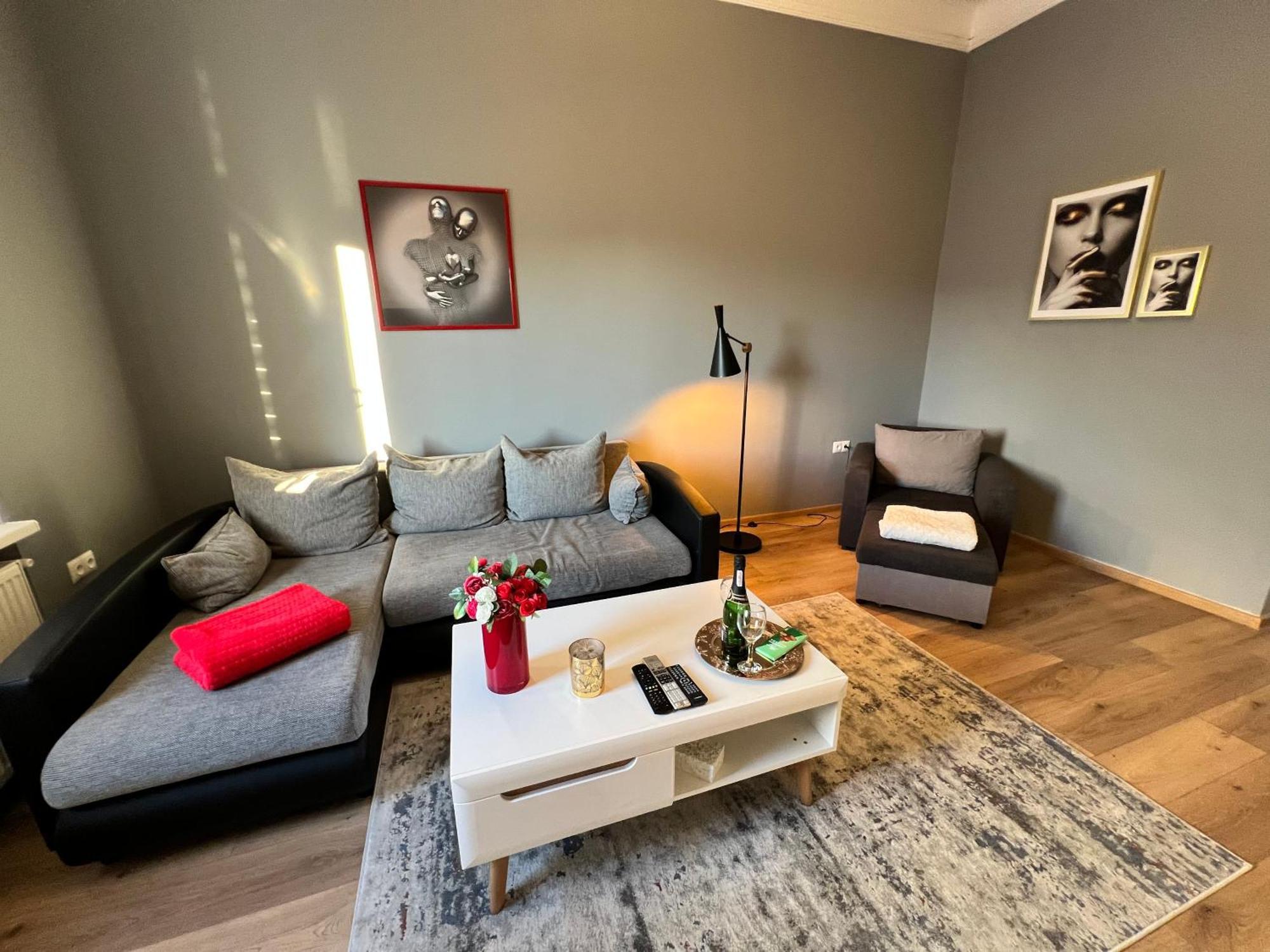 Wolnosci 21 Jelenia Gora Apartment ภายนอก รูปภาพ