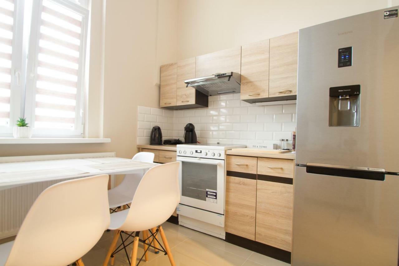 Wolnosci 21 Jelenia Gora Apartment ภายนอก รูปภาพ
