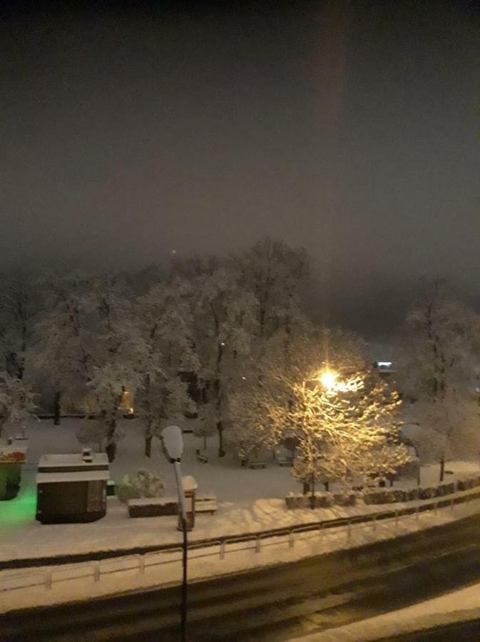 Wolnosci 21 Jelenia Gora Apartment ภายนอก รูปภาพ