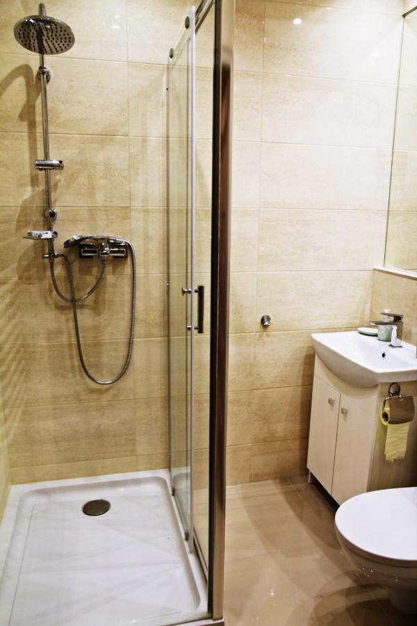Wolnosci 21 Jelenia Gora Apartment ภายนอก รูปภาพ